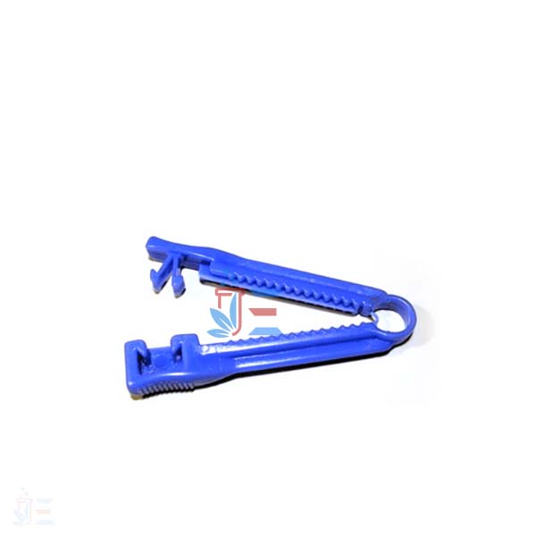 Clamp, for umbilical cord,